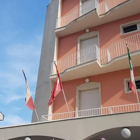 Britannia Marina Centro Hotel 3*