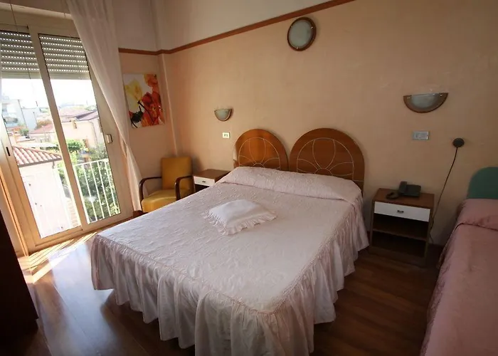 Britannia Marina Centro 3*