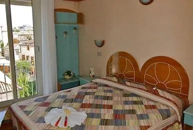 Hotel Britannia Marina Centro 3*