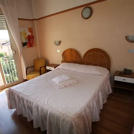 Britannia Marina Centro 3*