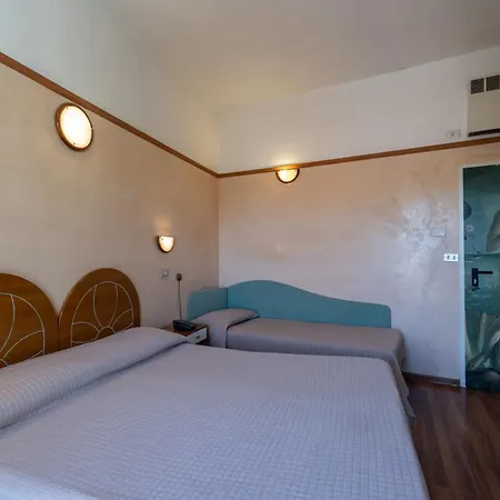 Britannia Marina Centro 3* רימיני