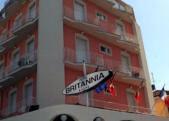 מלון Britannia Marina Centro