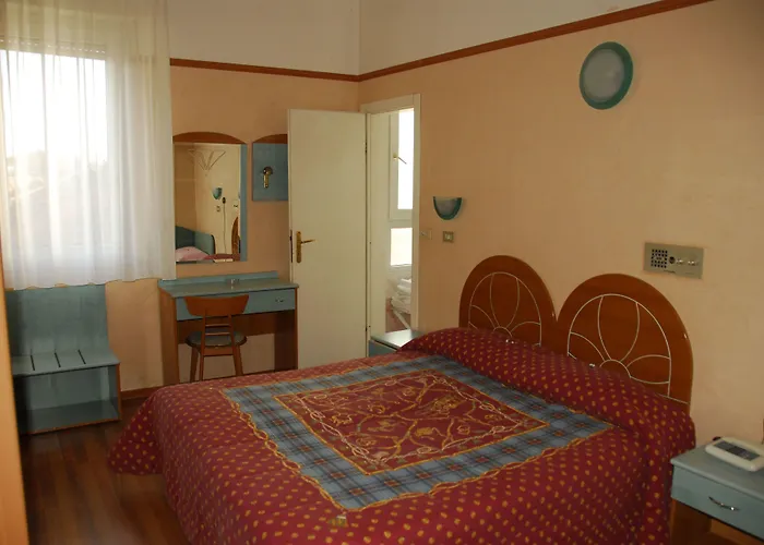 Szálloda Britannia Marina Centro Rimini