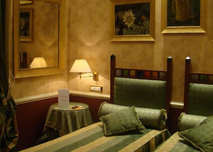 Britannia Marina Centro Римини